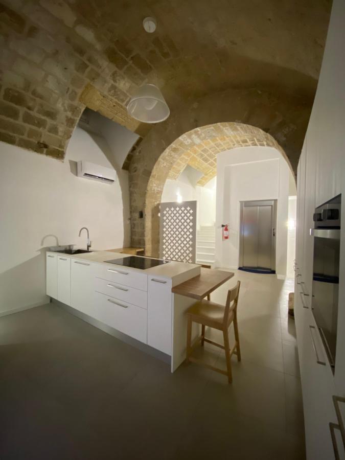 Star Suite Taranto Bagian luar foto